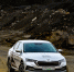 В новой модели безошибочно узнается SKODA Octavia, хотя дизайн поменялся изрядно - e1.Ru