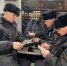 Полицейские в Екатеринбурге подвели итоги профилактических рейдов "Улица" по соблюдению миграционного законодательства, а также стабилизации оперативной обстановки - УМВД по Екатеринбургу 