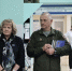 Людмила Бабушкина и Виктор Бабенко открыли солдатскую библиотеку в областном госпитале для ветеранов войн, передав партию книг для пациентов - Единая Россия