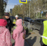 В рамках ПМ "Внимание, каникулы!" госавтоинспекторы совместно с "родительским патрулем" и активистами отряда ЮИД контролируют соблюдение ПДД детьми и их родителями вблизи образовательных организаций - УМВД по Екатеринбургу 